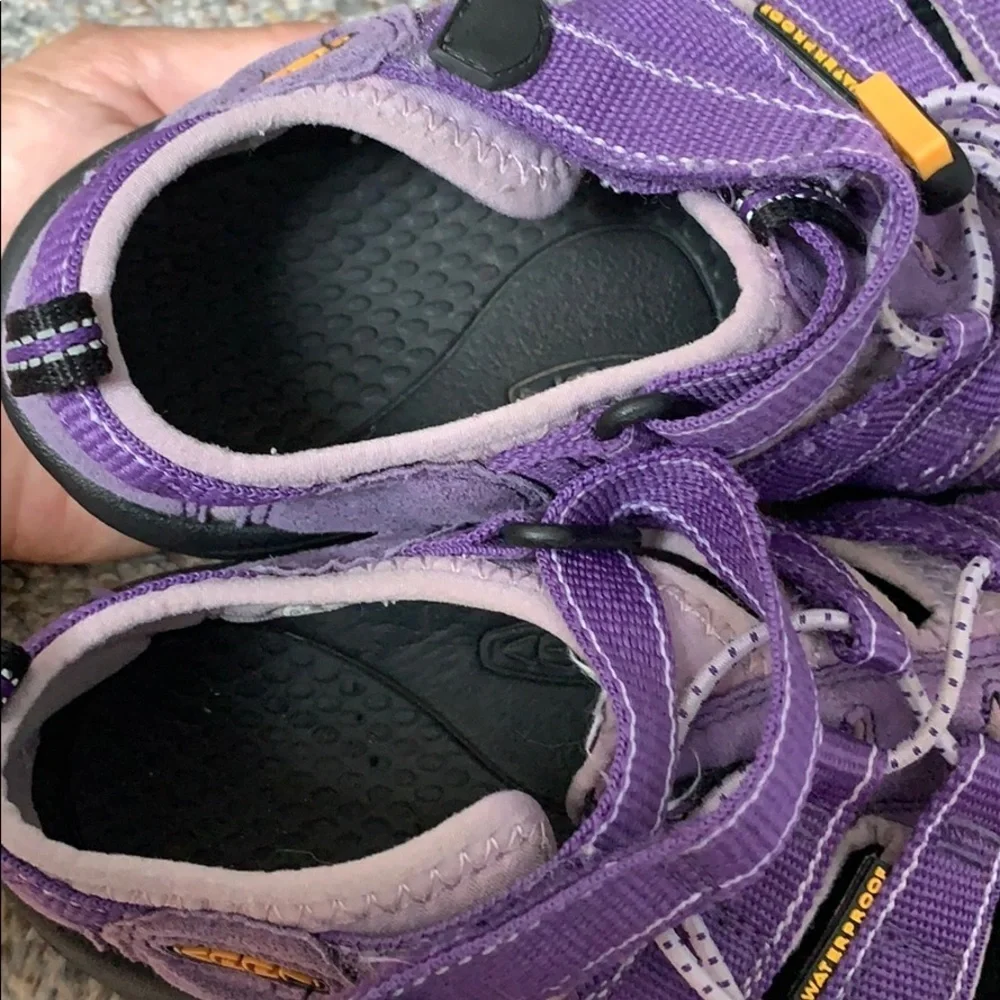 Keen Newport H2 Purple Water Shoes Girls size 3